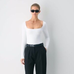 Aritzia Babaton Original Contour Squareneck Long Sleeve Bodysuit White Medium